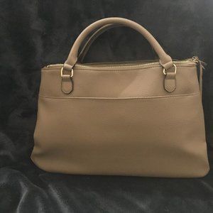 NWOT PURSE / TOTE BAG TAN